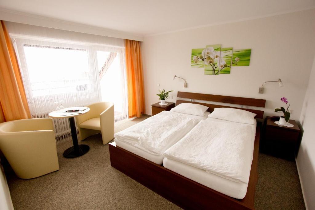 Hotel Weinhaus Weis Leiwen Δωμάτιο φωτογραφία