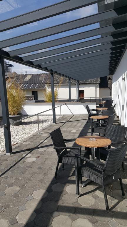 Hotel Weinhaus Weis Leiwen Εξωτερικό φωτογραφία