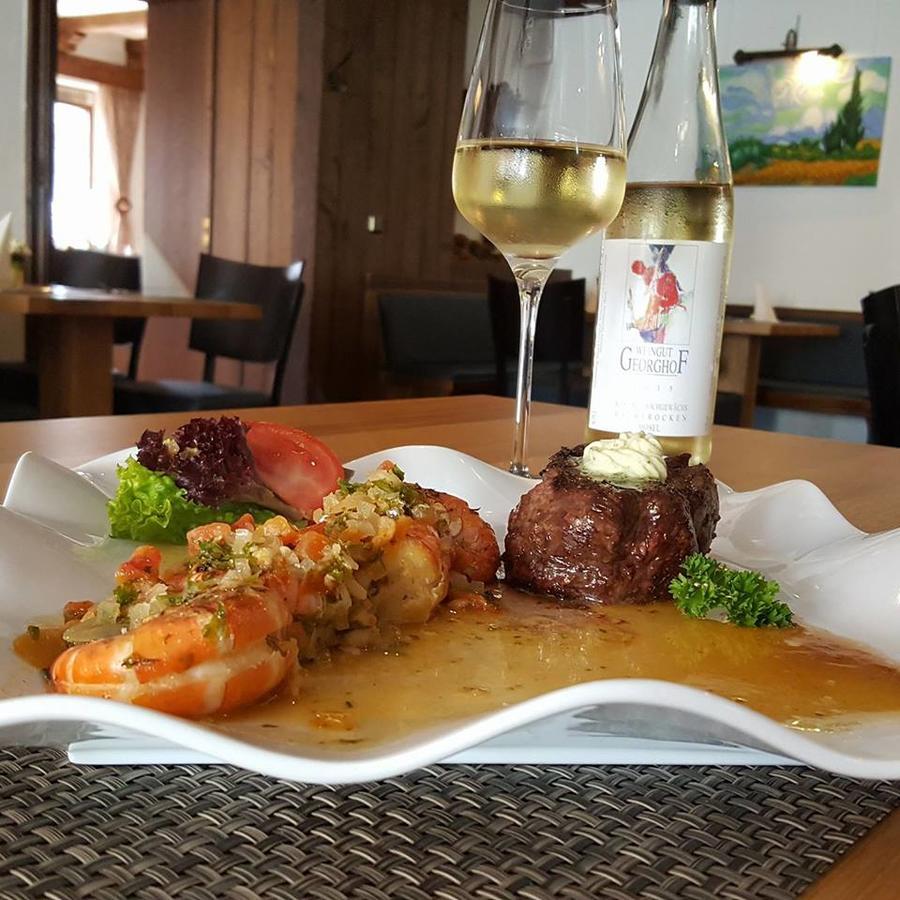 Hotel Weinhaus Weis Leiwen Εξωτερικό φωτογραφία